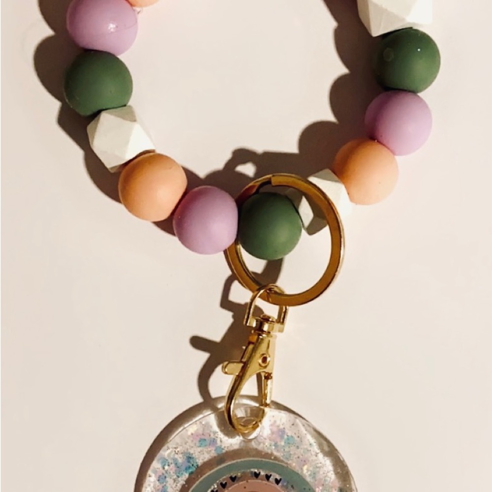 Handmade custom keychains - Picture 7 of 7